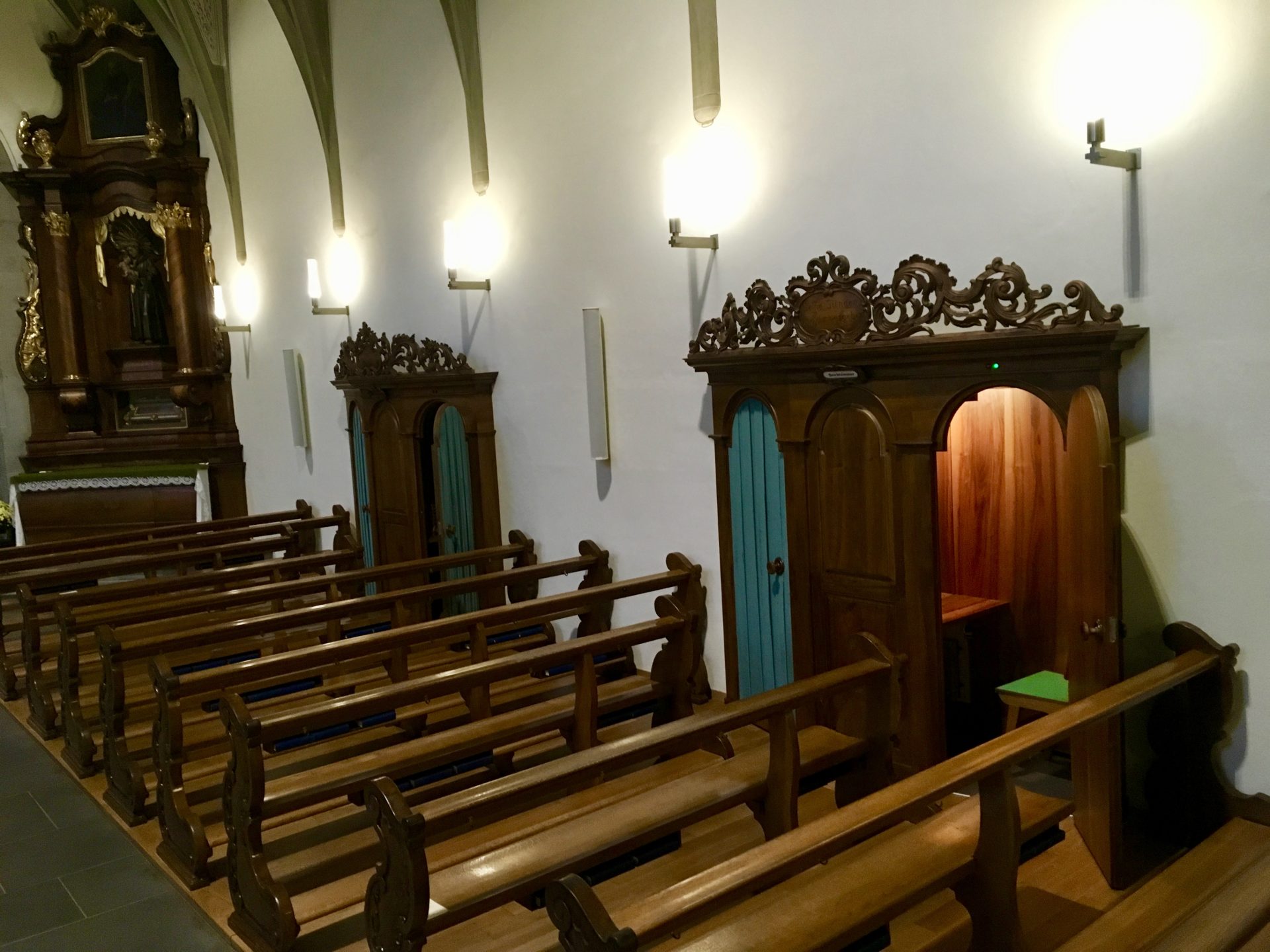 Beichtstuhl in der Klosterkirche Wesemlin I © 2016, GFX