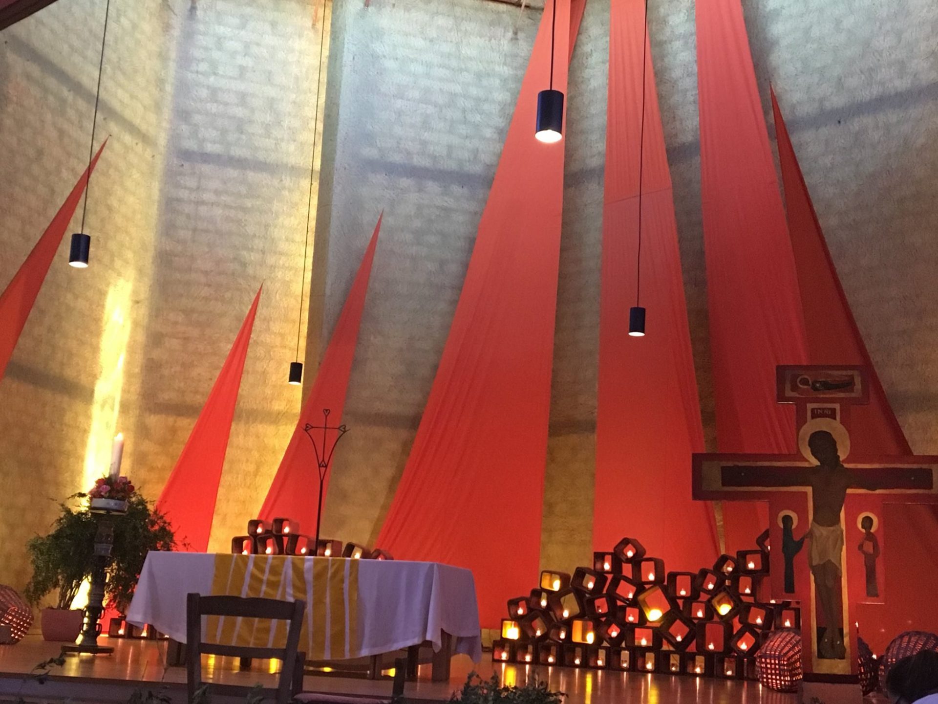 Chorraum Kirche Taizé