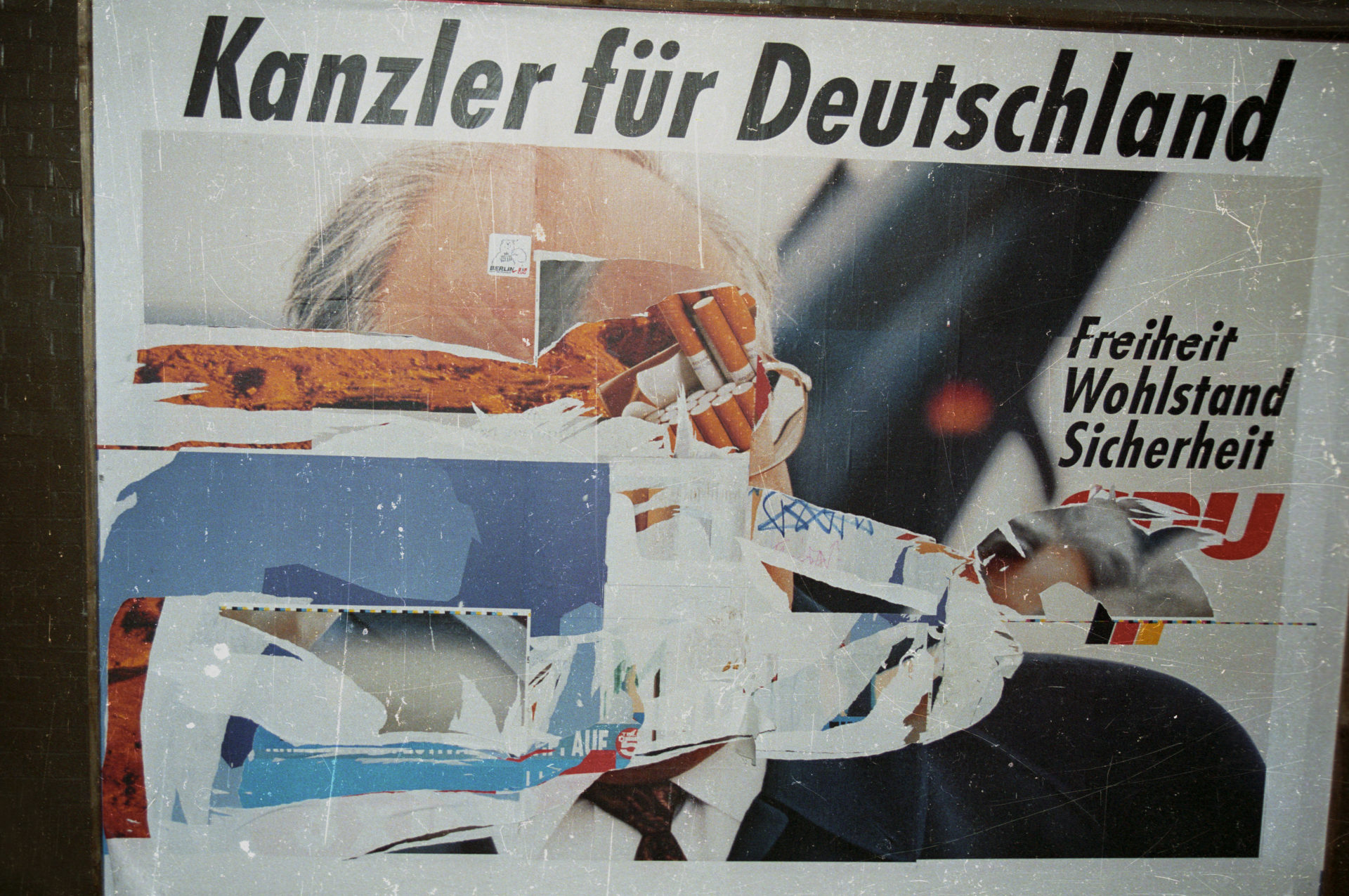 Wahlplakat mit dem Bild von Helmut Kohl. © Vera Rüttimann, Berlin 1998