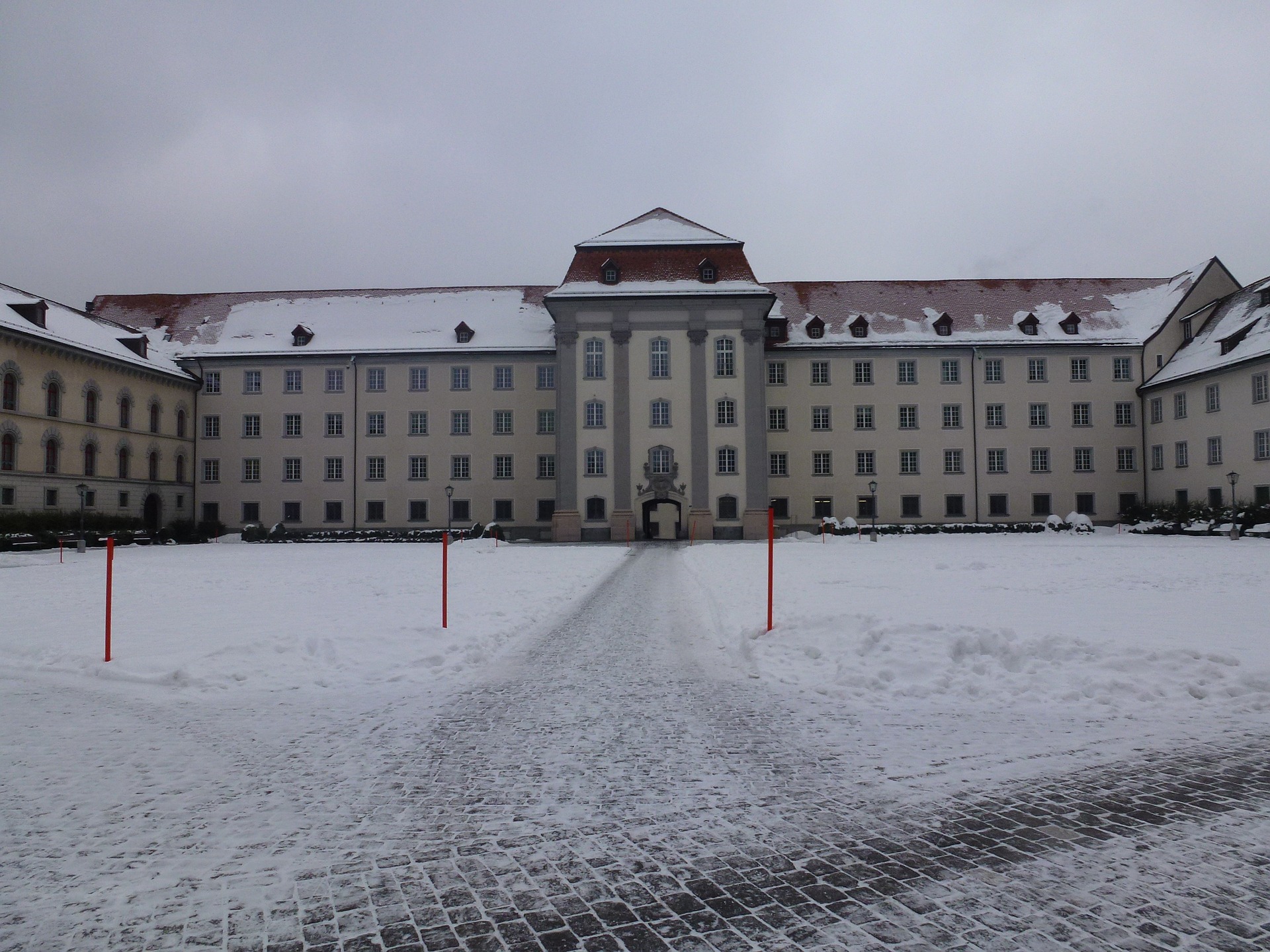 Der Palais des Fürstabts zu St.Gallen, heute zwecktenfremdet