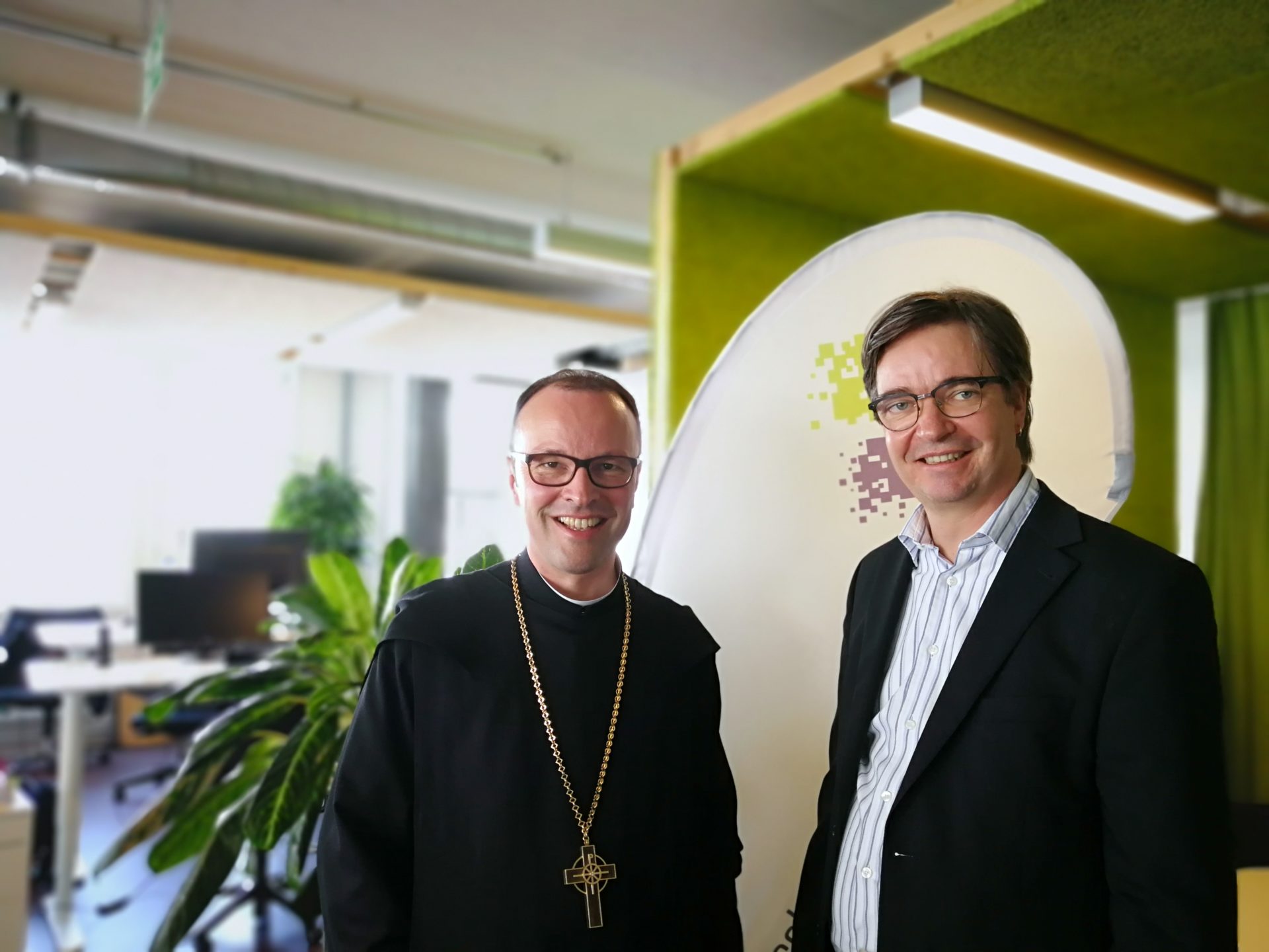 Abt Urban Federer zu Besuch im Newsroom