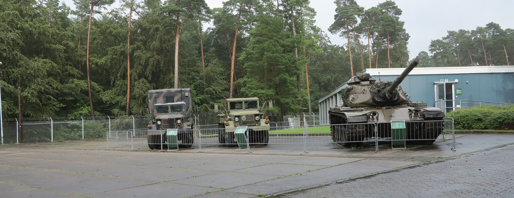 Nicht Waffen haben den Frieden geschaffen/DDR-Grenze. © Walter Ludin