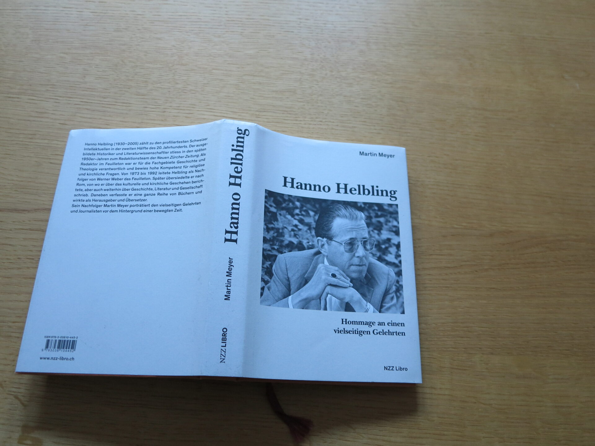 Cover Helbling-Buch © NZZ Libro