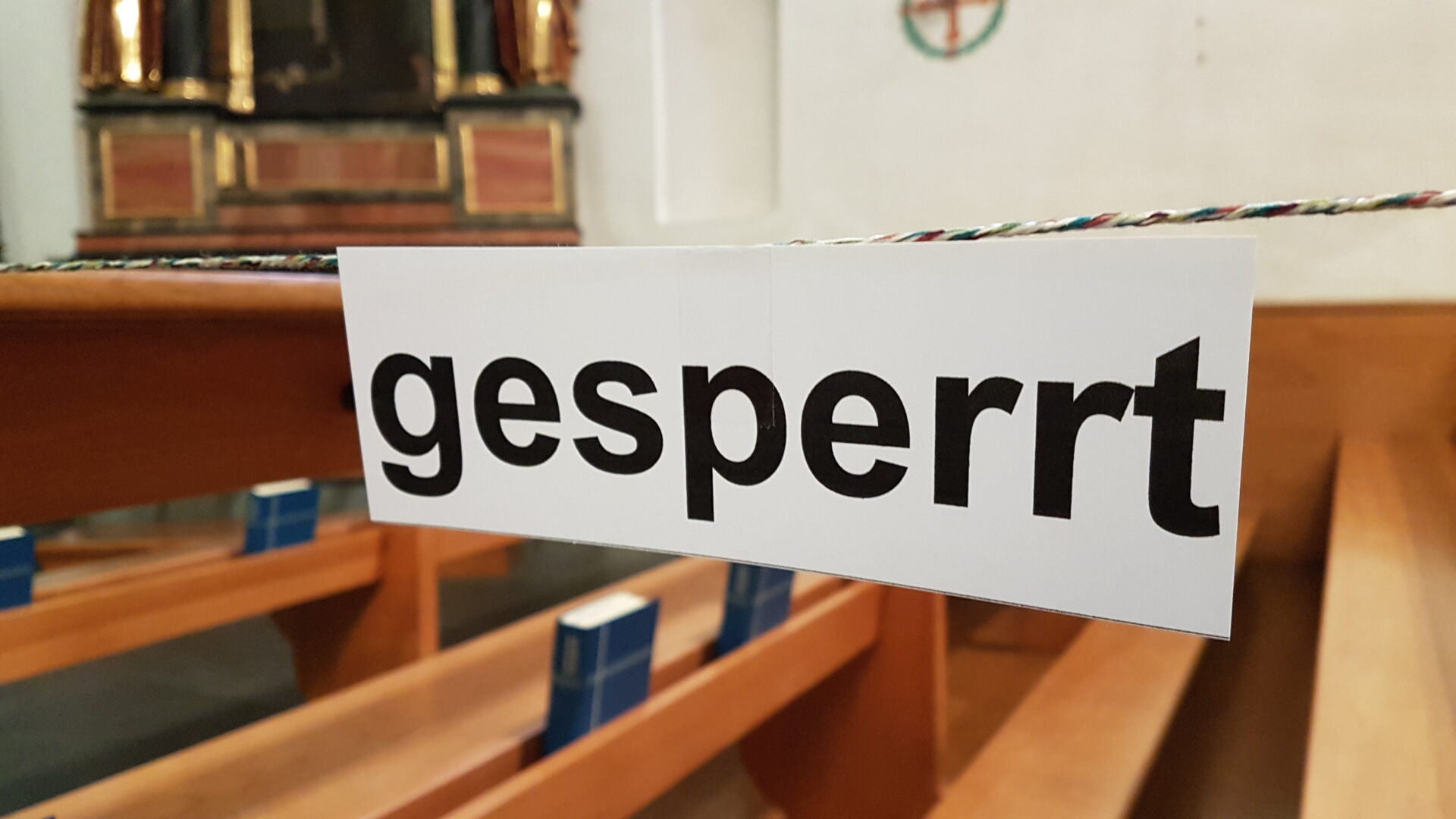 Gesperrt gegen Covid-19 Verbreitung © Lea Heinzer, 2020.