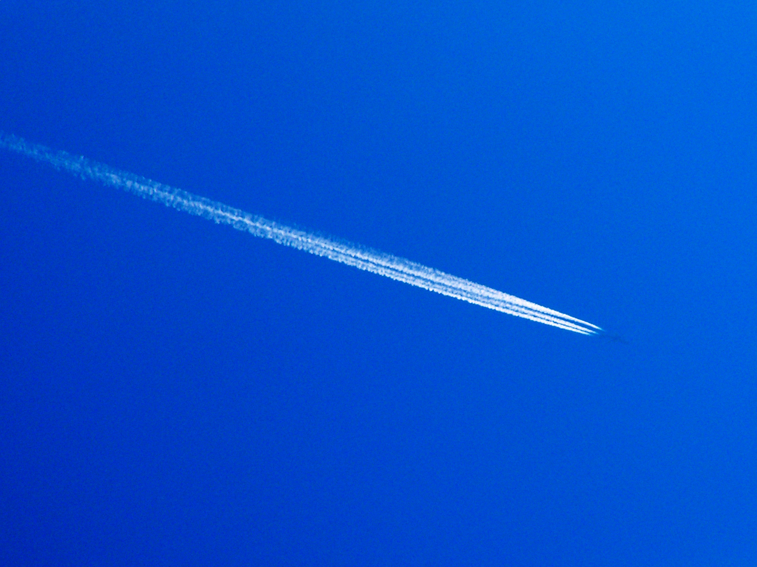 Militärflugzeuge sind auch ein Umweltproblem. © Jürgen Acker, pixelio.de