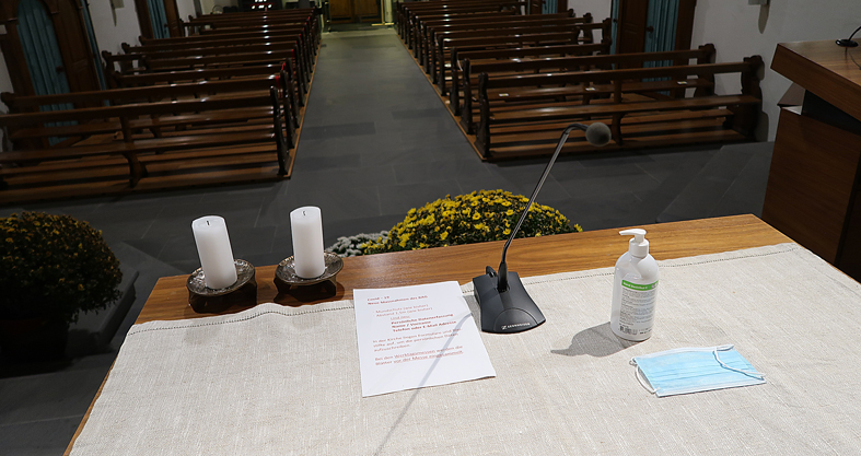 "Jesus würde alle Desinfektionsmittel wegschütten ..."  © Walter Ludin
