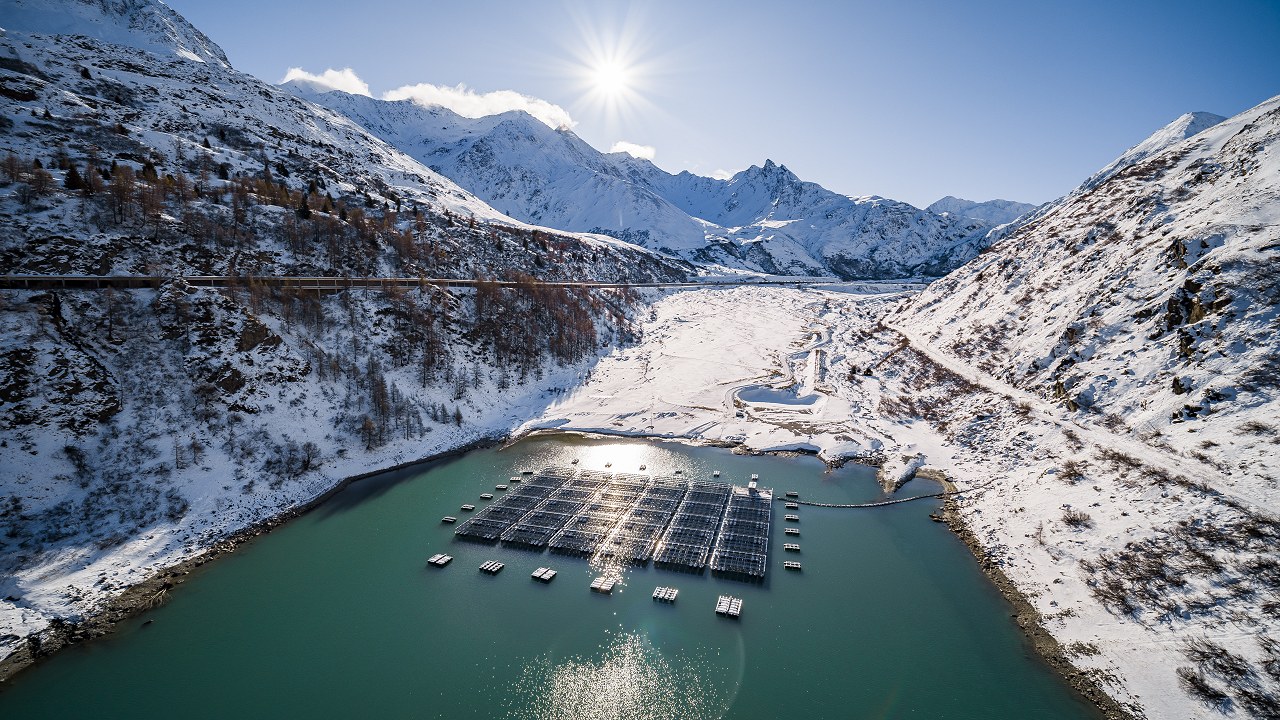 Schwimmende Solaranlage/Lac de Touls VS © Romand Energie