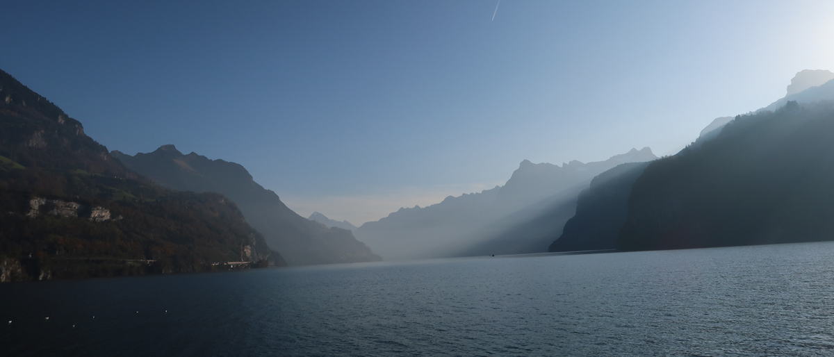 Vierwaldstättersee/Brunnen. © Walter Ludin