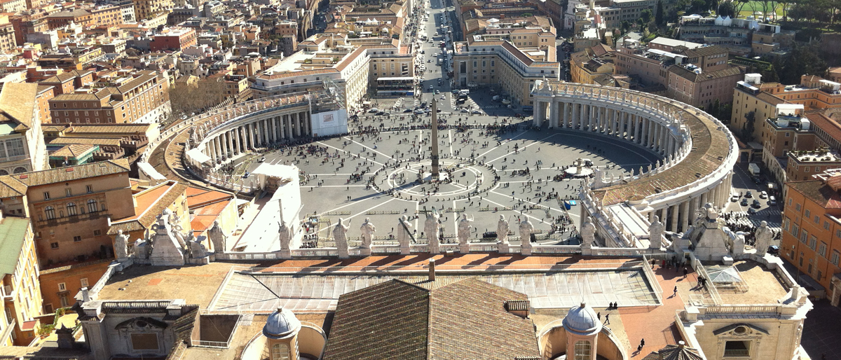 Vatikan: Dort war bis 1309 kein Papst zu finden. © pixelio.de/Antonino Alibrando